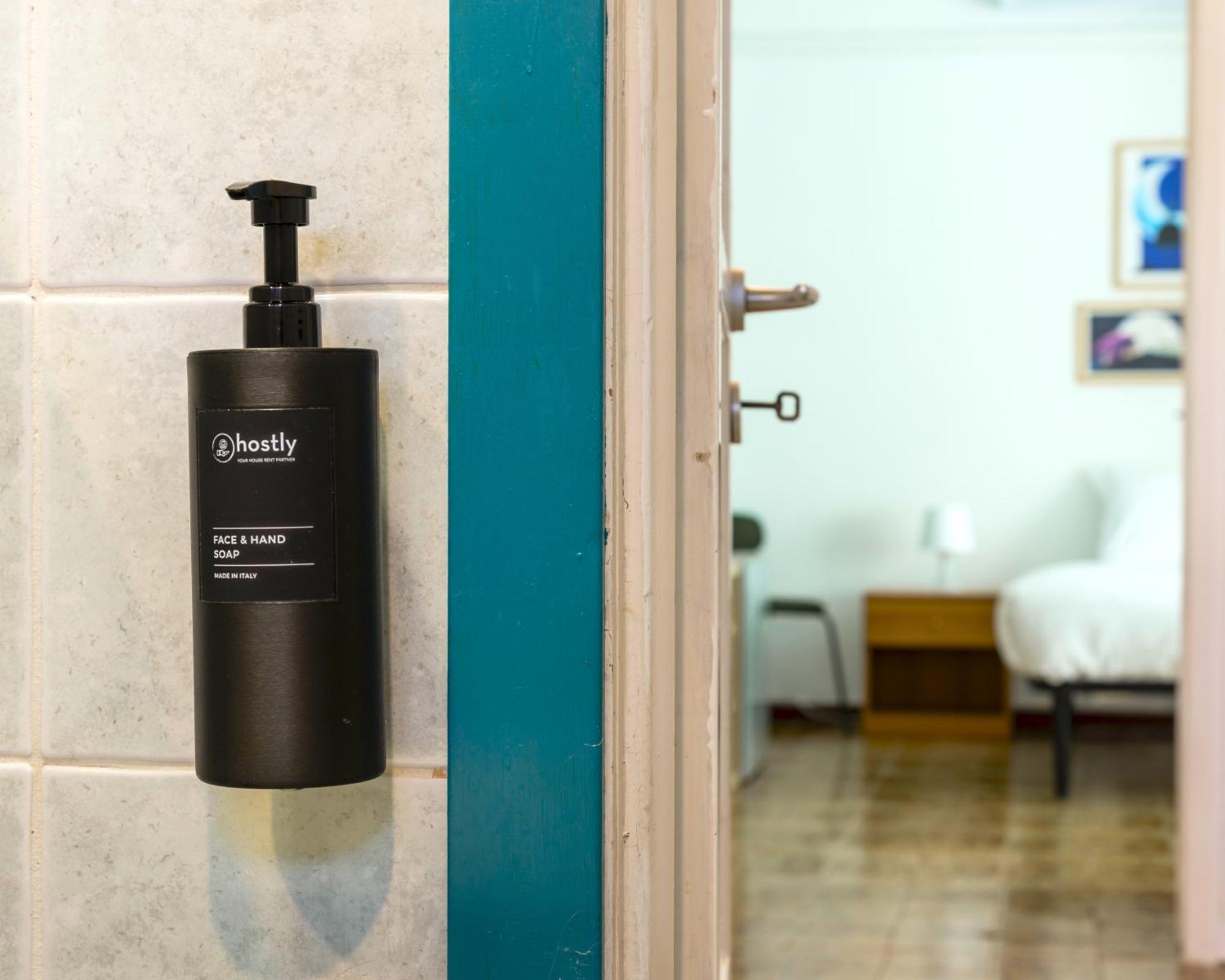 Hostly-Ai Due Passi Apartment 피사 외부 사진